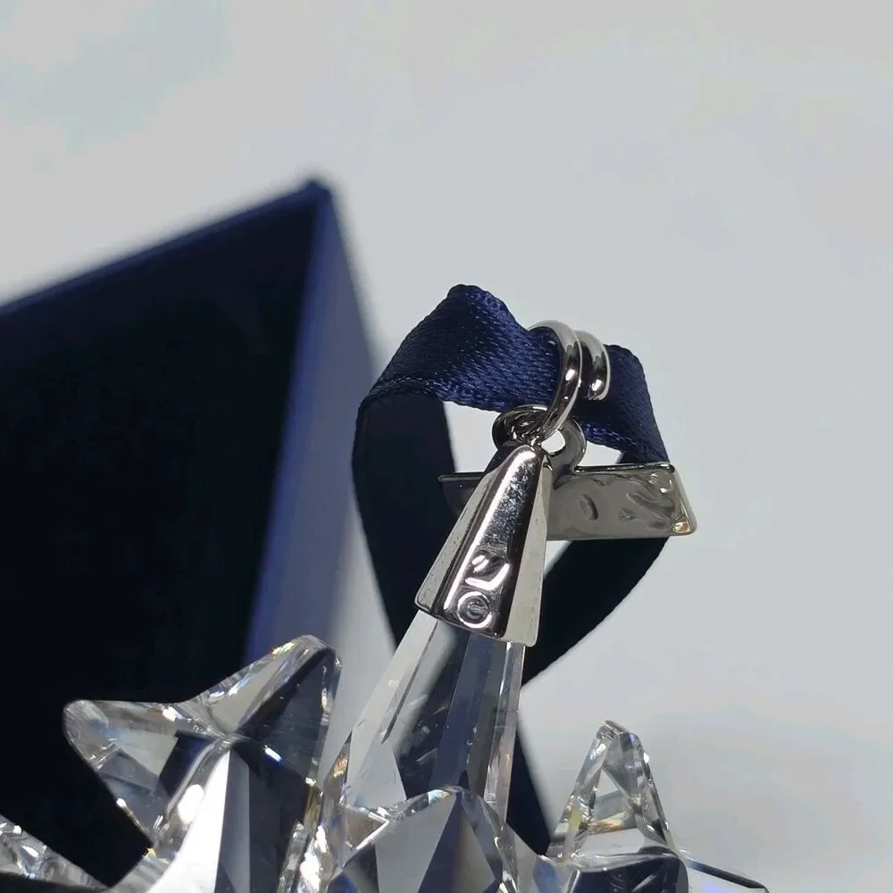 SWAROVSKI 2007 Holiday Ornament Crystal Snowflake Christmas Star in Box